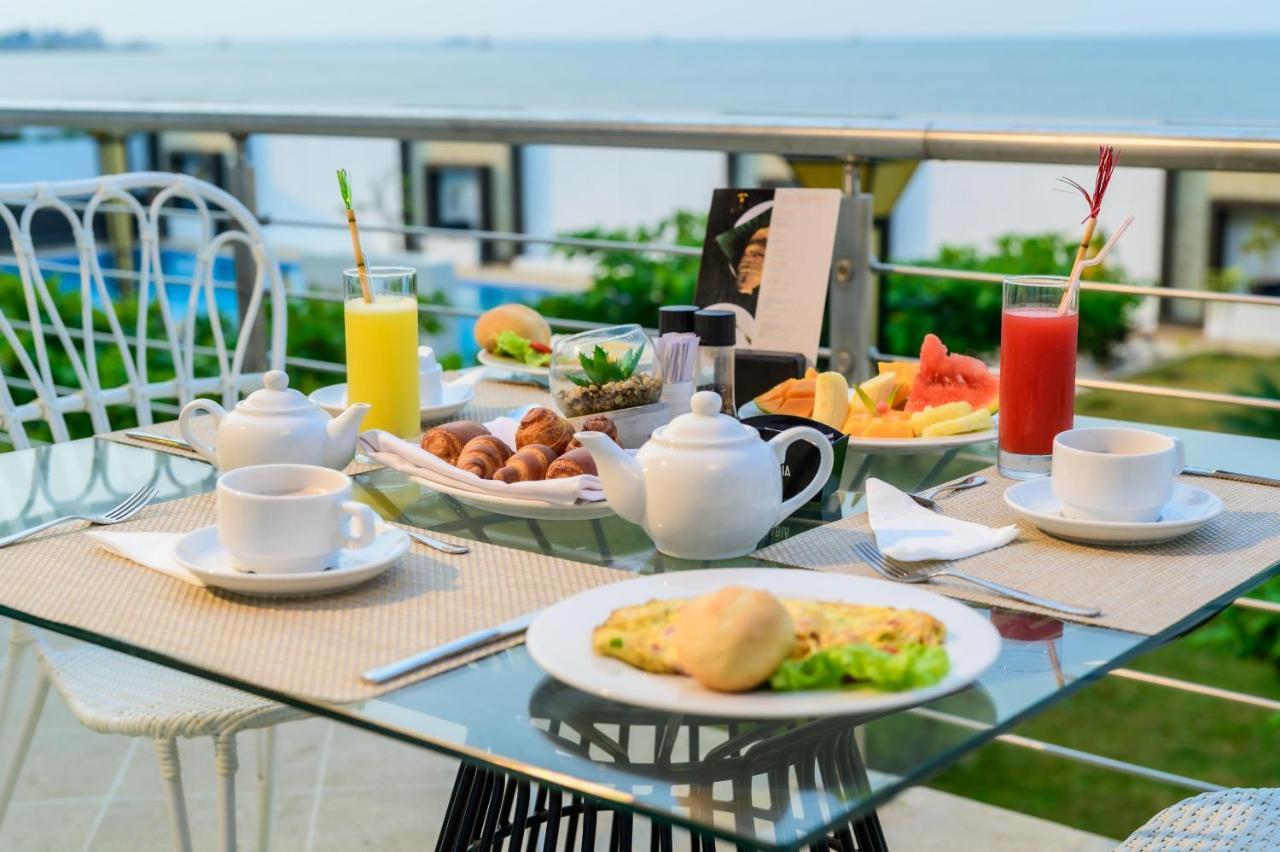 Baobab Tree Hotel & Spa Махаянга Екстериор снимка