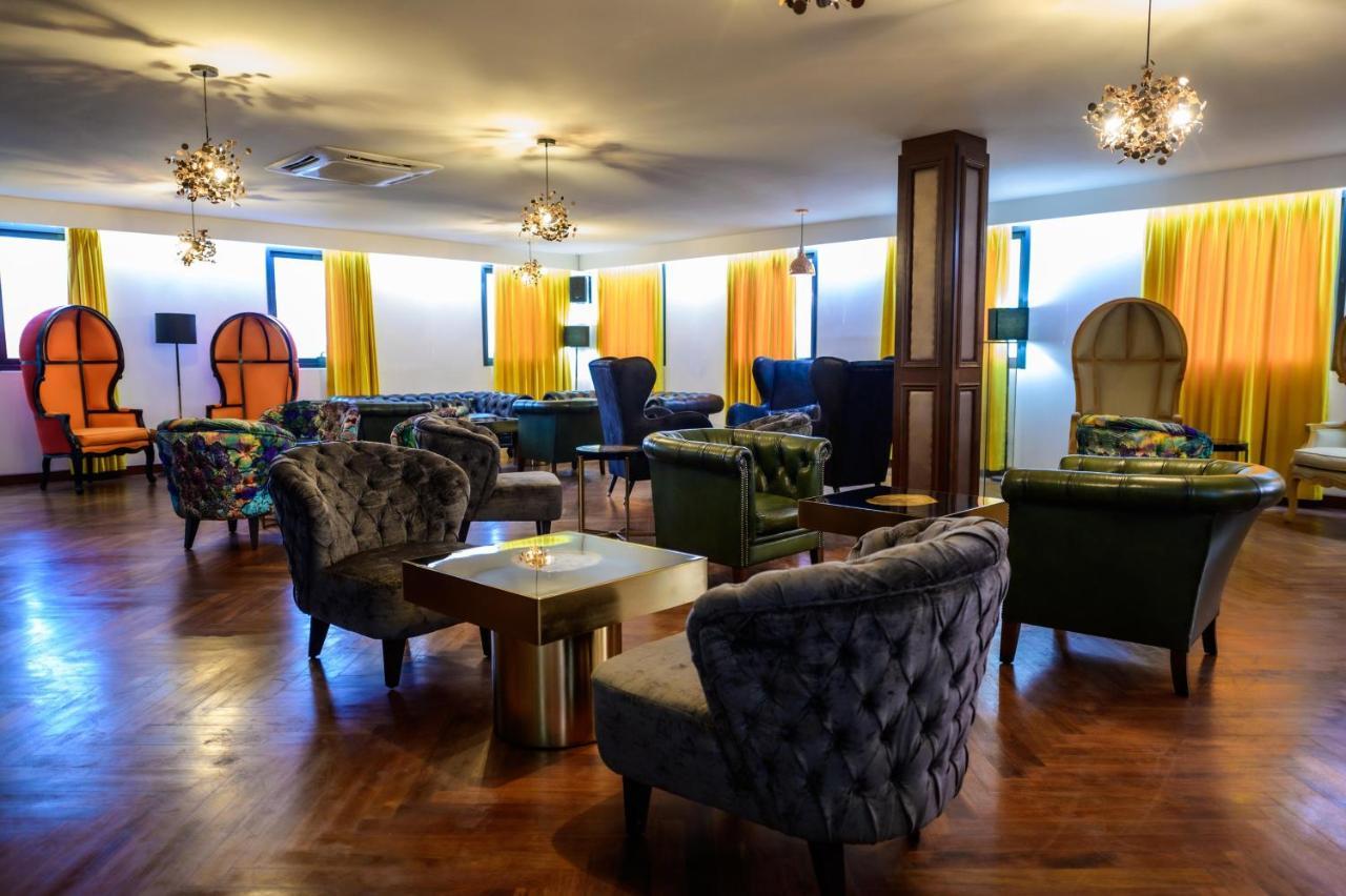 Baobab Tree Hotel & Spa Махаянга Екстериор снимка